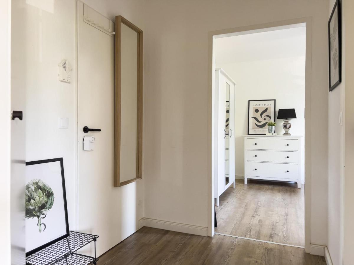 Home By Doni I Apartment An Der Kunsthalle I Parkplatz & Balkon Bielefeld Ngoại thất bức ảnh